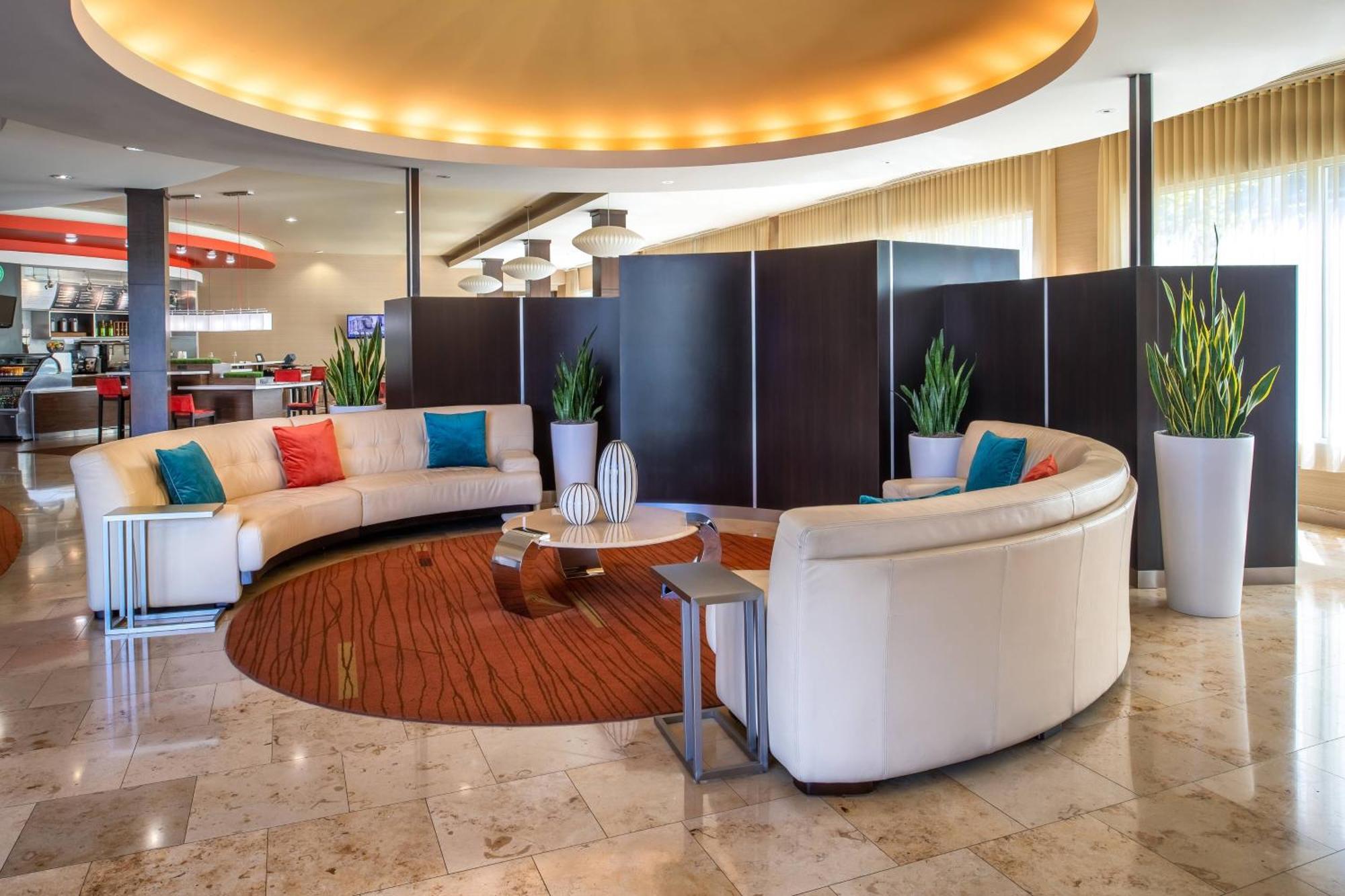 Готель Courtyard By Marriott Sacramento Cal Expo Екстер'єр фото