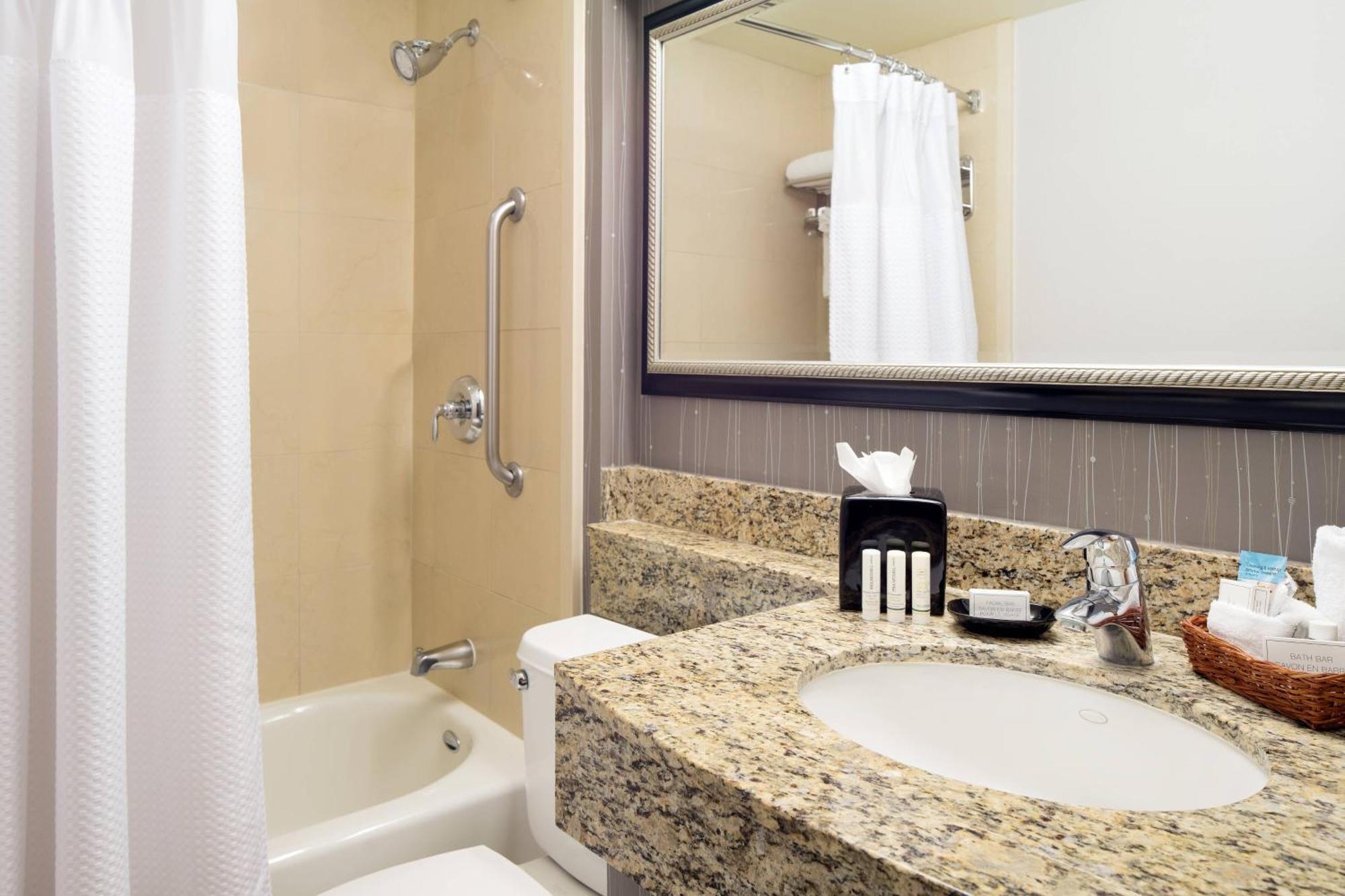 Готель Courtyard By Marriott Sacramento Cal Expo Екстер'єр фото