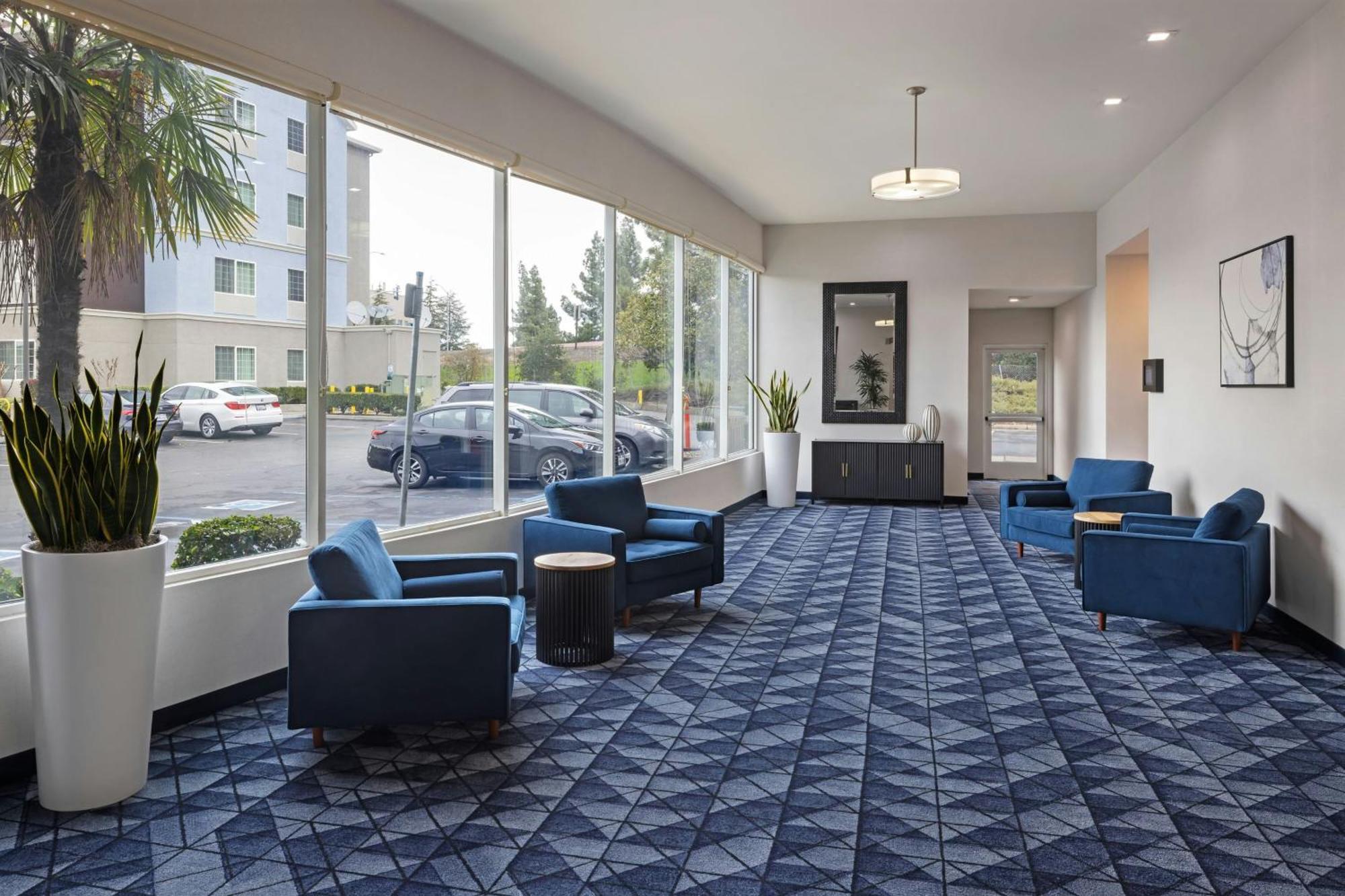 Готель Courtyard By Marriott Sacramento Cal Expo Екстер'єр фото