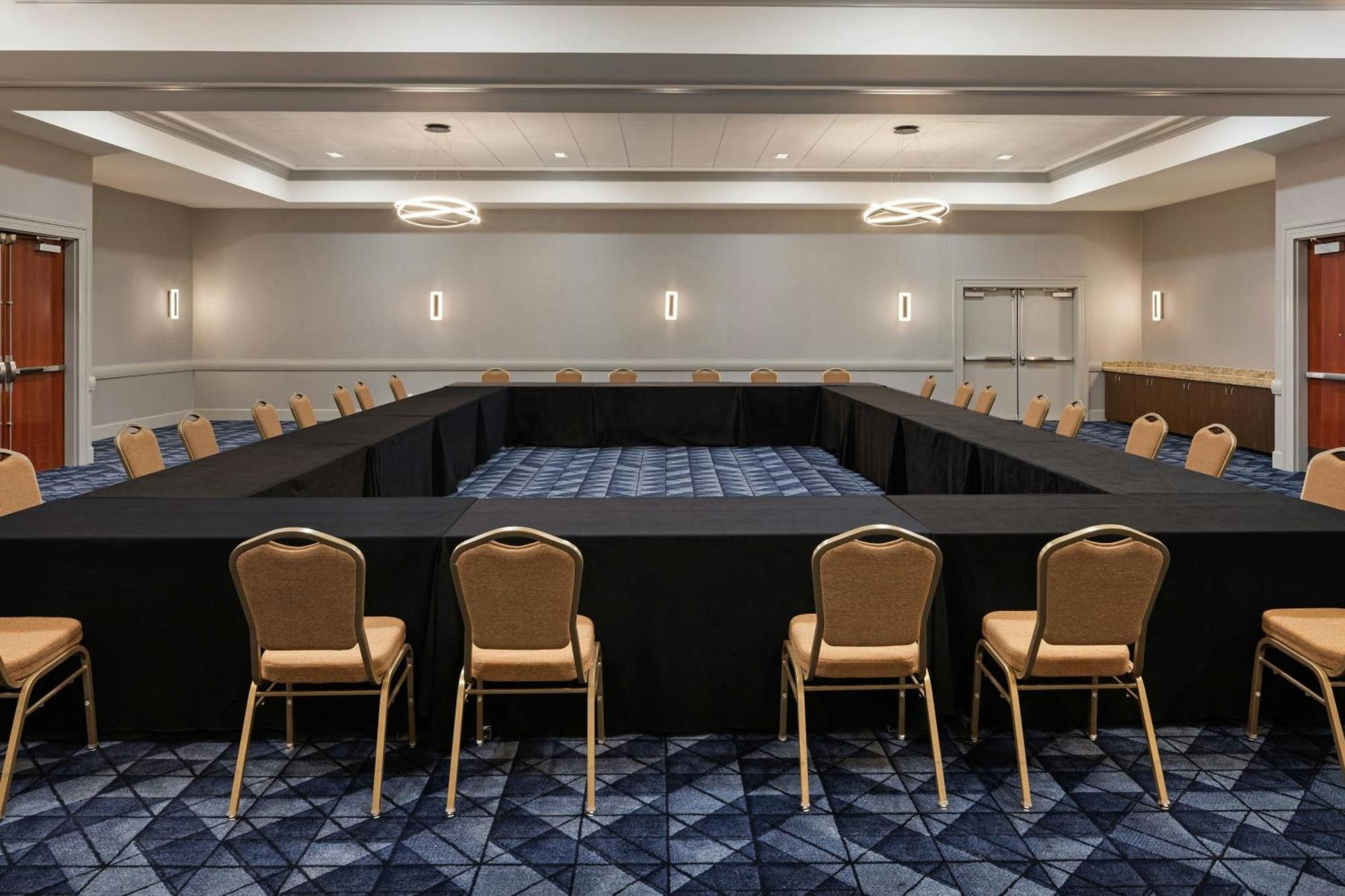 Готель Courtyard By Marriott Sacramento Cal Expo Екстер'єр фото