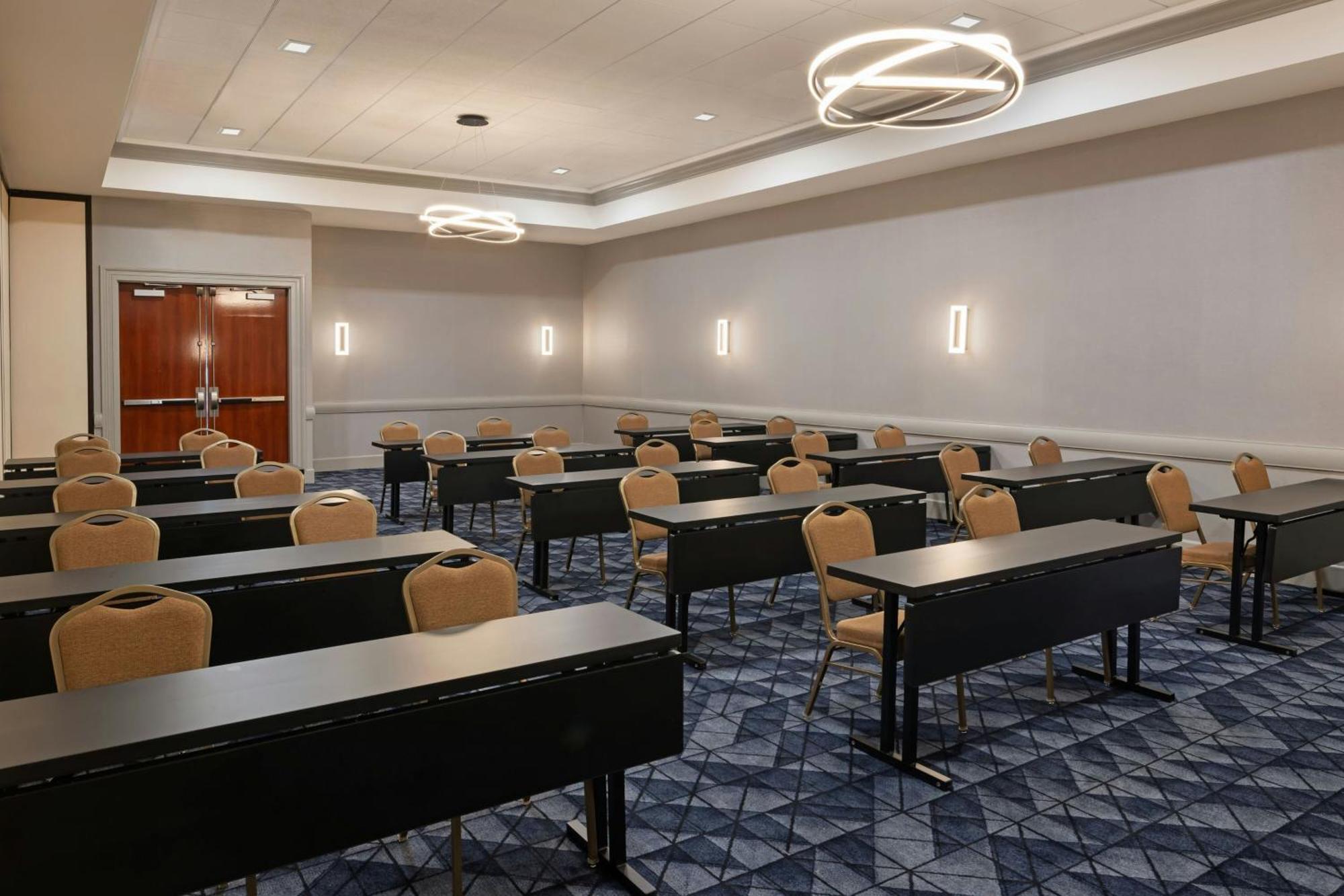 Готель Courtyard By Marriott Sacramento Cal Expo Екстер'єр фото
